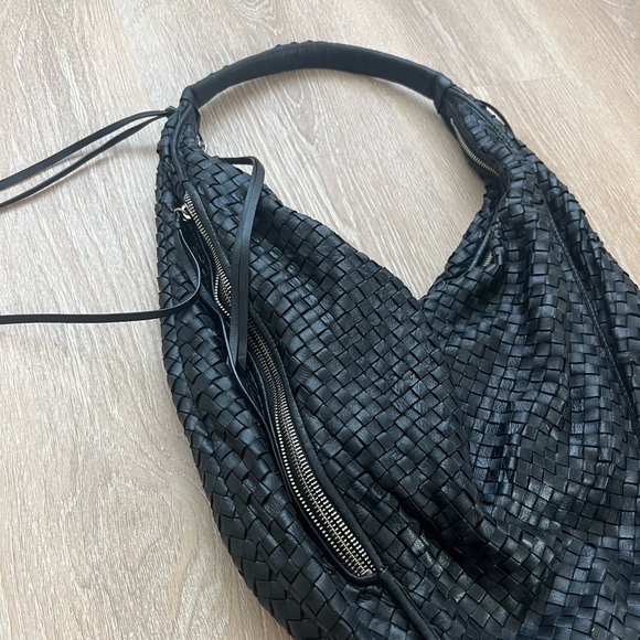 Intrecciato Woven Leather Hobo Vintage Bag - Picture 7 of 7